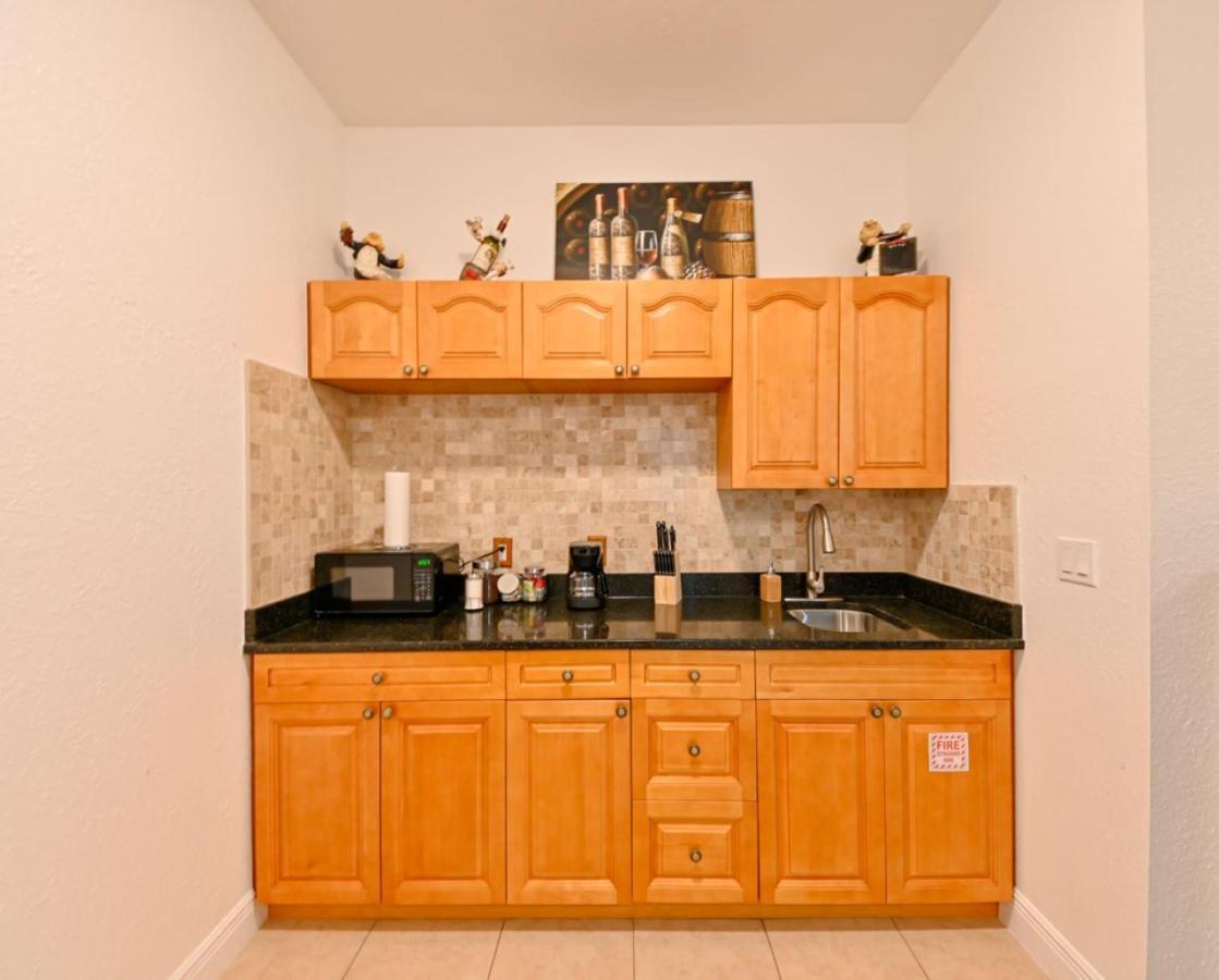 Paradise In Brandon With Luxurious 6 Person Spa Exterior foto